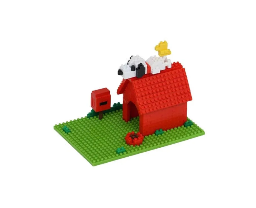 Peanuts Snoopy House Nanoblock